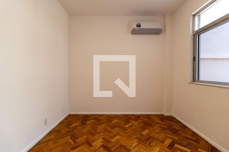 Quarto Suíte 1 de apartamento para alugar com 3 quartos, 135m² em Tijuca, Rio de Janeiro