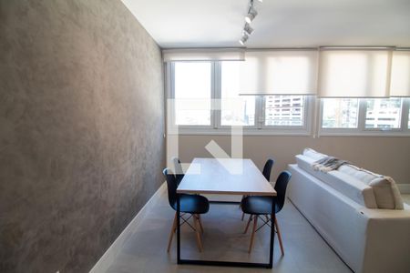 Sala de apartamento para alugar com 1 quarto, 49m² em Vila Sao Francisco (zona Sul), São Paulo