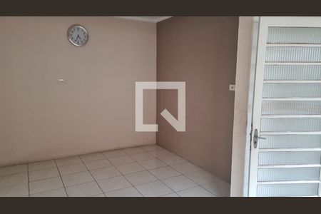 Sala de casa para alugar com 3 quartos, 120m² em Vila Ester (zona Norte), São Paulo