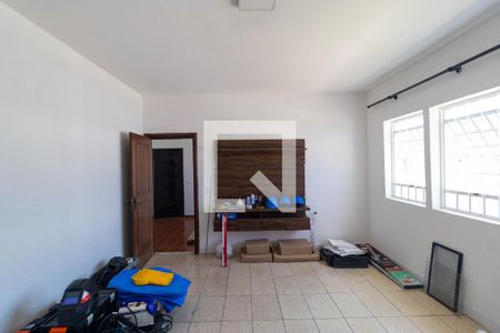 Sala 01 de casa para alugar com 4 quartos, 320m² em Vila Progresso, Campinas