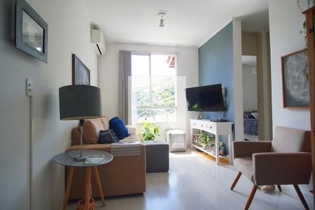 Sala de apartamento para alugar com 2 quartos, 44m² em Morro Santana, Porto Alegre