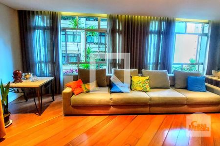 Sala de apartamento à venda com 4 quartos, 160m² em Lourdes, Belo Horizonte