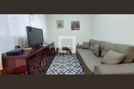 Sala de televisão de casa à venda com 3 quartos, 240m² em Vila Valparaíso, Santo André