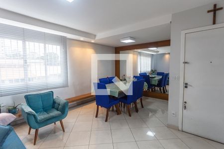 Sala de apartamento à venda com 3 quartos, 100m² em Ipiranga, Belo Horizonte