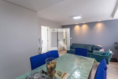 Sala de apartamento à venda com 3 quartos, 100m² em Ipiranga, Belo Horizonte