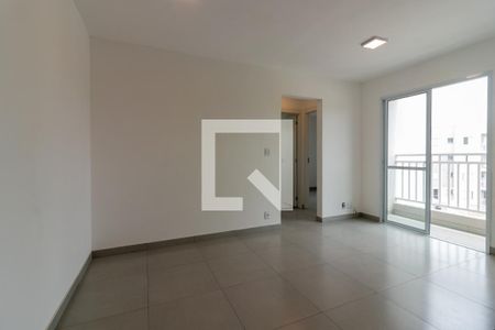 Sala de apartamento para alugar com 2 quartos, 48m² em Jardim Pioneira, Cotia