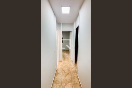 Corredor de apartamento para alugar com 2 quartos, 52m² em Utinga, Santo André