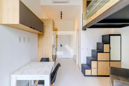 Sala/Quarto de kitnet/studio para alugar com 1 quarto, 27m² em Jardim das Acacias, São Paulo