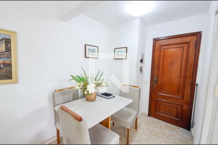 Sala de apartamento para alugar com 2 quartos, 75m² em Vila Isabel, Rio de Janeiro