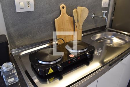 Cozinha de apartamento para alugar com 1 quarto, 21m² em Cidade Industrial de Curitiba, Curitiba