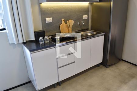 Cozinha de apartamento para alugar com 1 quarto, 21m² em Cidade Industrial de Curitiba, Curitiba