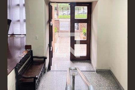 Hall de entrada de apartamento para alugar com 3 quartos, 103m² em Itararé, São Vicente