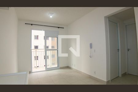 Sala/Cozinha de apartamento para alugar com 2 quartos, 35m² em Vila Graciosa, São Paulo