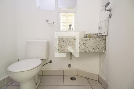 Lavabo  de casa à venda com 3 quartos, 250m² em Vila Moreira, São Paulo