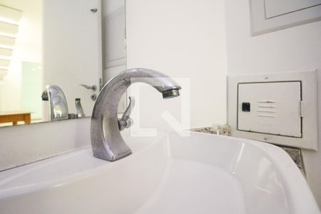 Lavabo  de casa à venda com 3 quartos, 250m² em Vila Moreira, São Paulo