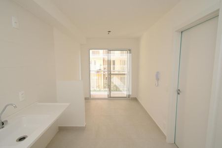 Sala/Cozinha de apartamento para alugar com 1 quarto, 30m² em Socorro, São Paulo