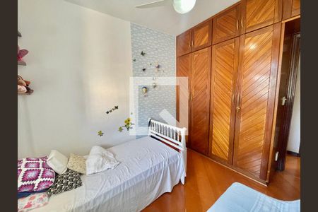 Quarto de apartamento à venda com 2 quartos, 85m² em Jardim Botânico, Rio de Janeiro