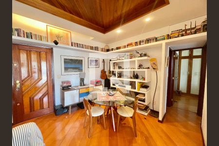 Sala de apartamento à venda com 2 quartos, 85m² em Jardim Botânico, Rio de Janeiro