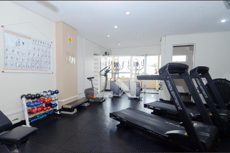 Apartamento à venda com 64m², 2 quartos e 1 vaga Apartamento à venda com 64m², 2 quartos e 1 vagaAcademia