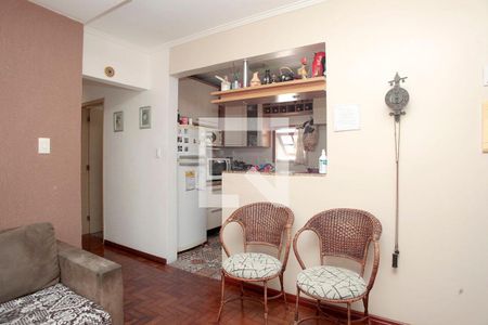 Sala de apartamento à venda com 3 quartos, 70m² em Rio Branco, Porto Alegre