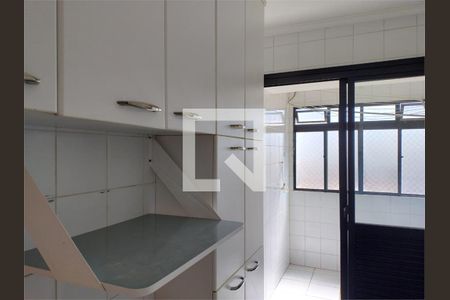 Apartamento à venda com 2 quartos, 55m² em Vila Bertioga, São Paulo