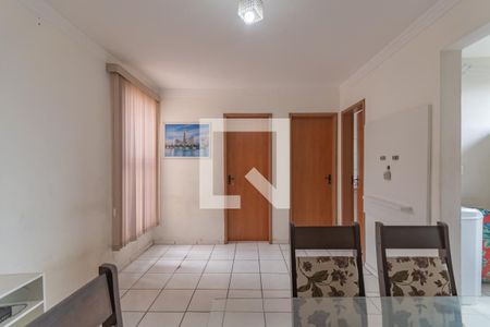 Sala de apartamento à venda com 2 quartos, 50m² em Heliópolis, Belo Horizonte