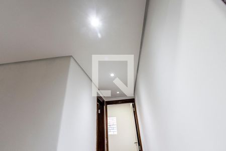 Corredor de casa para alugar com 2 quartos, 120m² em Vila Romana, São Paulo