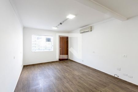 Sala de casa para alugar com 2 quartos, 120m² em Vila Romana, São Paulo