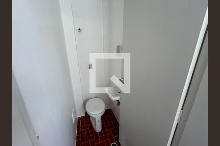 Banheiro da lavanderia  de apartamento à venda com 2 quartos, 61m² em Pompeia, São Paulo