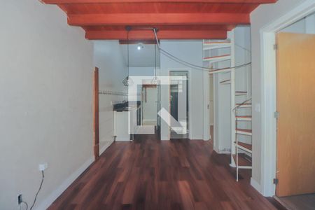 Sala de casa de condomínio à venda com 3 quartos, 70m² em Parque Santa Fé, Porto Alegre