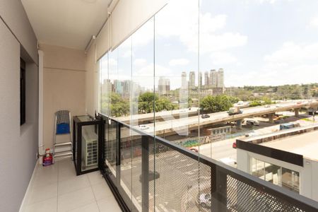 Varanda de kitnet/studio à venda com 1 quarto, 32m² em Vila Olímpia, São Paulo