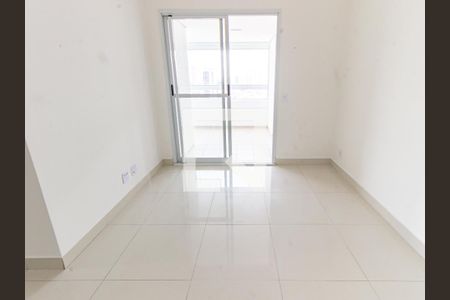 Sala de apartamento para alugar com 3 quartos, 76m² em Vila Bertioga, São Paulo