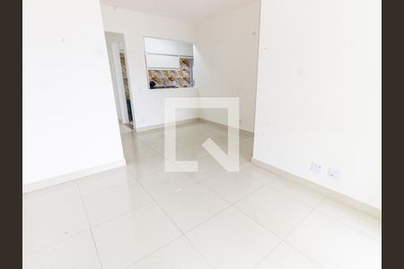 Sala de apartamento para alugar com 3 quartos, 76m² em Vila Bertioga, São Paulo