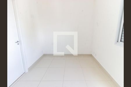 Suíte de apartamento para alugar com 3 quartos, 76m² em Vila Bertioga, São Paulo