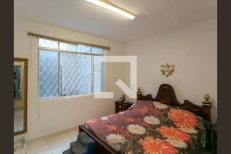 Apartamento à venda com 240m², 3 quartos e 1 vaga Apartamento à venda com 240m², 3 quartos e 1 vagaQuarto 1