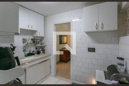 Apartamento à venda com 240m², 3 quartos e 1 vaga Apartamento à venda com 240m², 3 quartos e 1 vagaCozinha