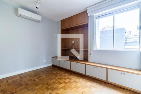 Sala de TV de apartamento à venda com 1 quarto, 105m² em Jardim Paulista, São Paulo