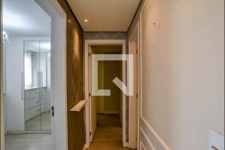 Corredor de apartamento para alugar com 2 quartos, 51m² em Utinga, Santo André