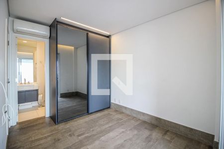 Suíte de apartamento para alugar com 1 quarto, 64m² em Pinheiros, São Paulo