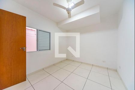 Quarto 2 de apartamento para alugar com 2 quartos, 35m² em Parque Novo Oratório, Santo André