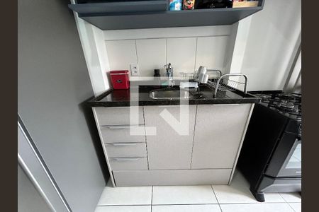 Cozinha de apartamento para alugar com 1 quarto, 26m² em Barra Funda, São Paulo