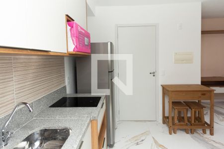 Sala/Cozinha de apartamento para alugar com 1 quarto, 27m² em Moema, São Paulo