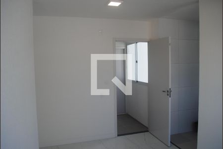 Sala  de apartamento para alugar com 2 quartos, 40m² em Narandiba, Salvador