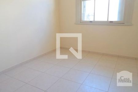 Sala  de apartamento à venda com 3 quartos, 120m² em Floresta, Belo Horizonte