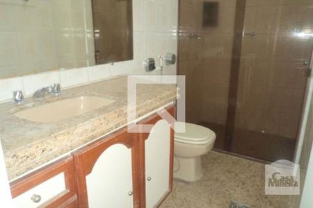 Banheiro  de apartamento à venda com 3 quartos, 120m² em Floresta, Belo Horizonte