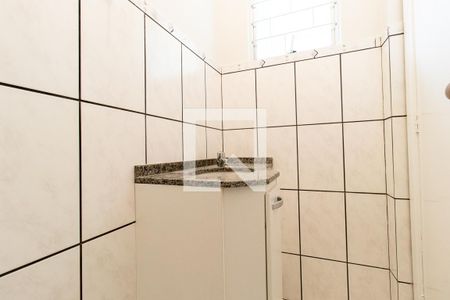 Lavabo de casa de condomínio para alugar com 3 quartos, 90m² em Santa Felicidade, Curitiba