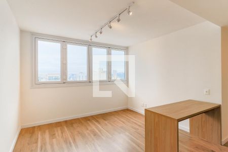 Sala de apartamento para alugar com 1 quarto, 38m² em Vila Sao Francisco (zona Sul), São Paulo