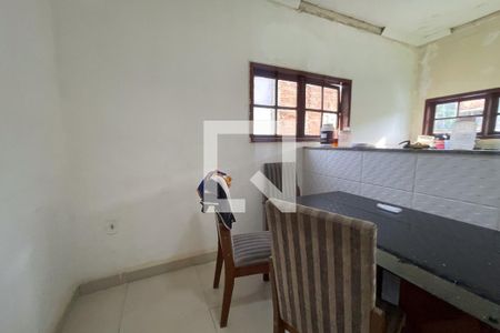 Sala/Cozinha de casa para alugar com 2 quartos, 65m² em Jardim Primavera, Duque de Caxias