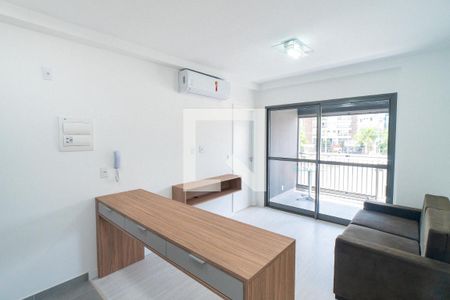 Sala/Cozinha de kitnet/studio para alugar com 1 quarto, 35m² em Vila Guarani, São Paulo