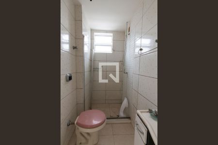 Banheiro de apartamento para alugar com 1 quarto, 45m² em Jardim Botânico, Porto Alegre